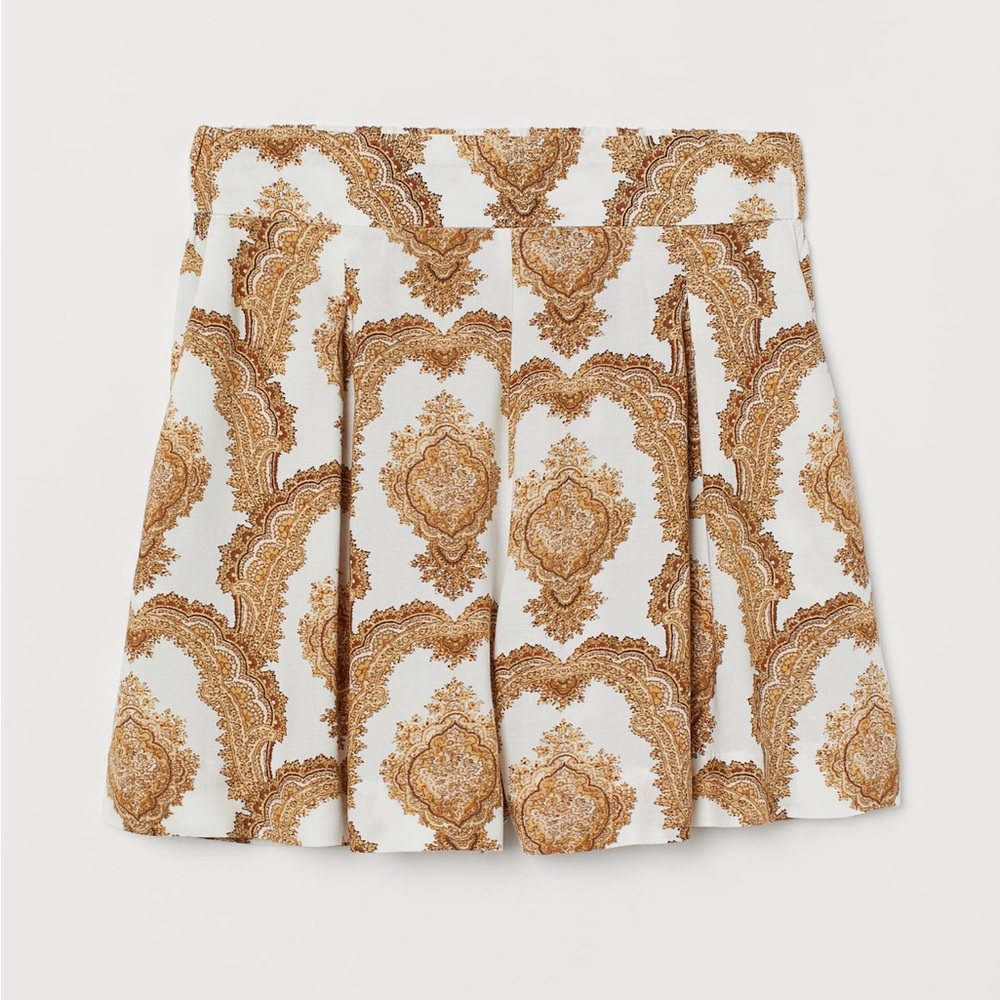 Women's Natural white/Paisley pattern Wide shorts | H&M